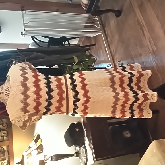 Women's Established 1962 pretty lace cap sleeve pullover dress. Size 6 NWOT - Picture 3 of 4